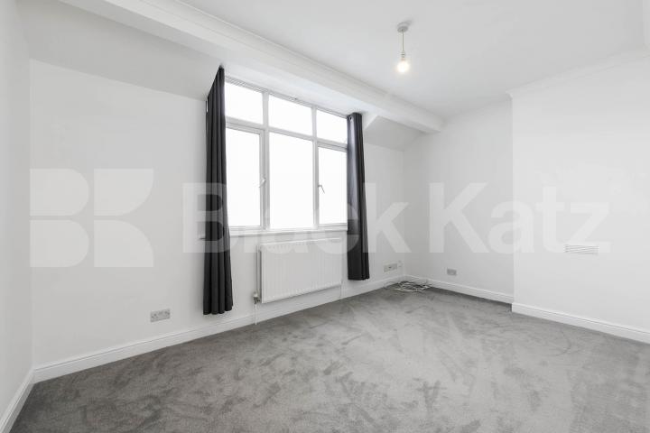 Modern Apartment New Kings road, Fulham